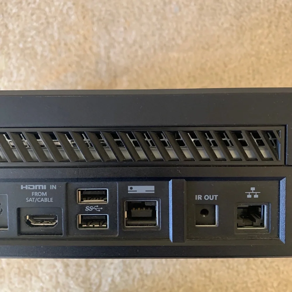 Xbox One 500 GB Console - great condition